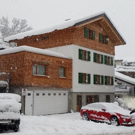Appartementhaus Kreuz Schruns ภายนอก รูปภาพ